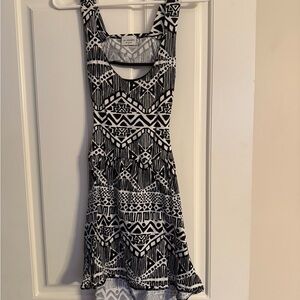 La Hearts Black and White Geometric Mini Dress